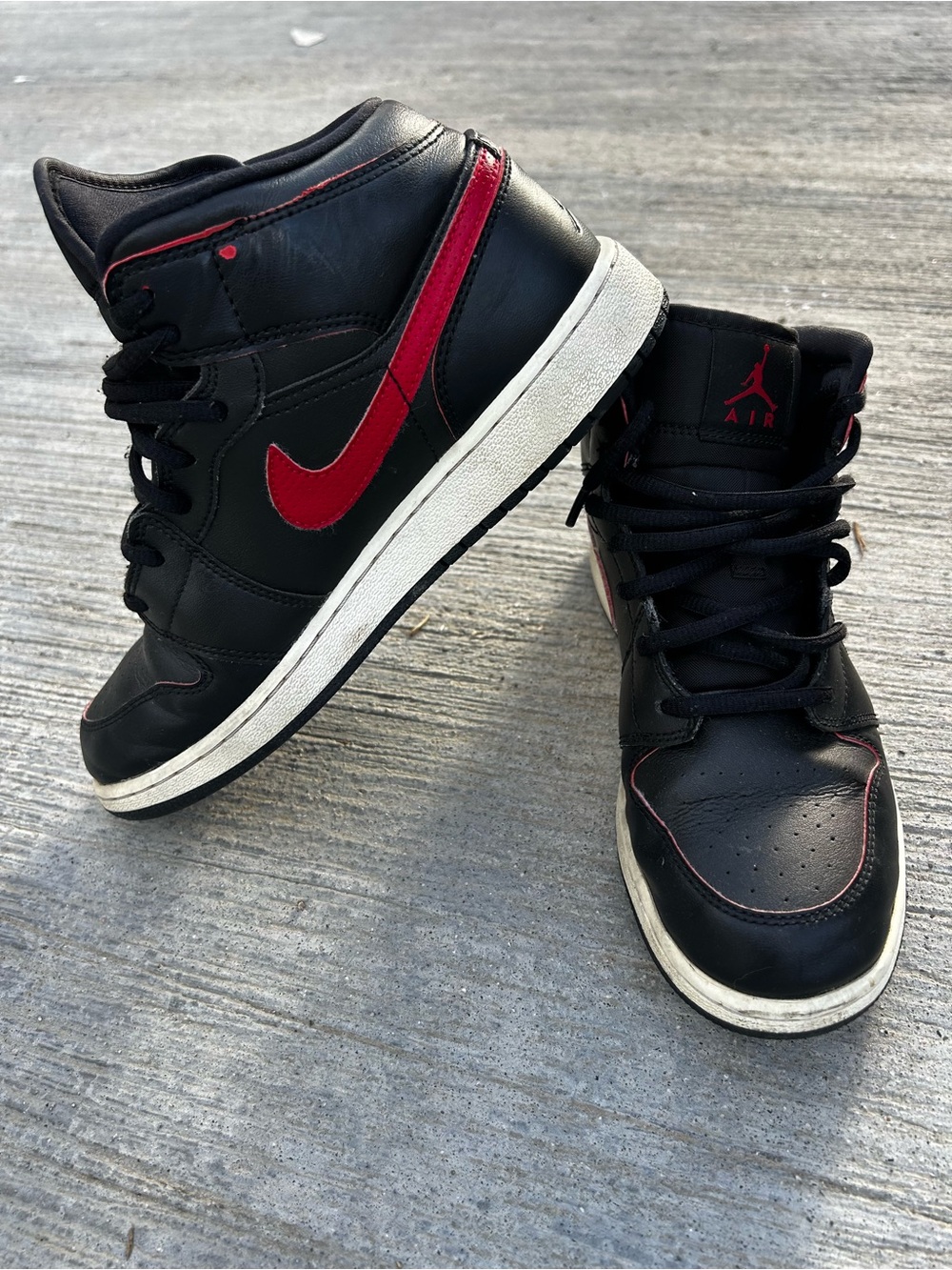 Nike Kids Black and Red High-Top Sneakers